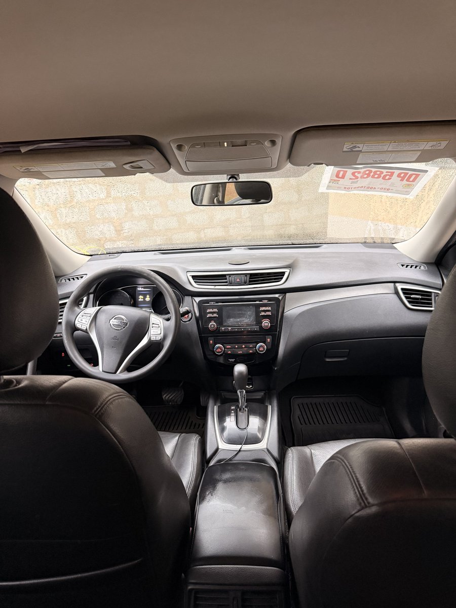 Prycekobby's tweet photo. Nissan Rogue 2016 SV AWD
GHc 160,000 (Negotiable)
Contact 0572292041
Cleared recently 
*Push to start
*Keyless Entry
*Engine: 2.5L 4-cylinder
*Mileage 190K
* Horsepower: 170 hp
* Transmission: CVT
* Drivetrain: AWD (All-Wheel Drive)
* Seating: 5 passengers
* Fuel economy https://t.co/7nLonO0iKc