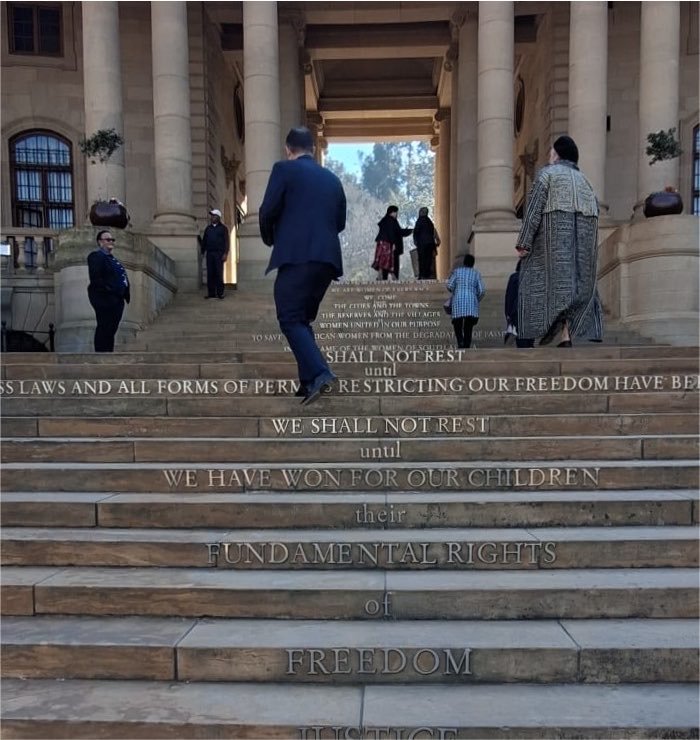 DIPLOMAT_AFRICA's tweet photo. #UnionBuildings 🇿🇦
Very honoured to pay tribute to President Mary Robinson as part of the Portraits of Power exhibition organised by @CharlotteMaxeke at Union Buildings - Ambassador Austin Gormley 

#WomensMonth2026 #Ireland 🇮🇪🇿🇦 https://t.co/gQKcFDOkUm