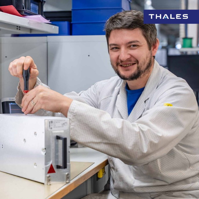 ThalesAerospace's tweet photo. 3,000 Audio Management Units delivered! 🎉 
Thanks to our dedicated teams across engineering, operations, supply chain, quality &amp; support. Designed for reliable cockpit comms, the AMU manages up to 10 audio channels, keeping crews connected &amp; focused. https://t.co/jtzhkwLBoM