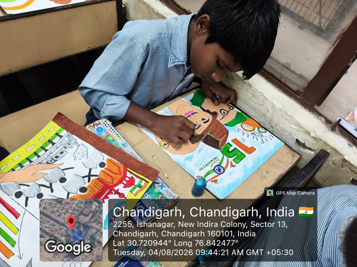 ghsicmm's tweet photo. A poster amking competition was organised in school. Many students participated enthusiastically to showcase their talents in Independence day 1947 Vs 2047 themed event. https://t.co/XpONsBX1Sl