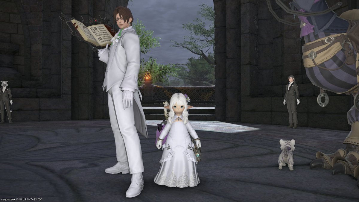 screamwanderer's tweet photo. お洋服ほしさに偽装結婚協力してもらったｗｗ！(衣装とったらクエ破棄した https://t.co/M0gVp535xQ