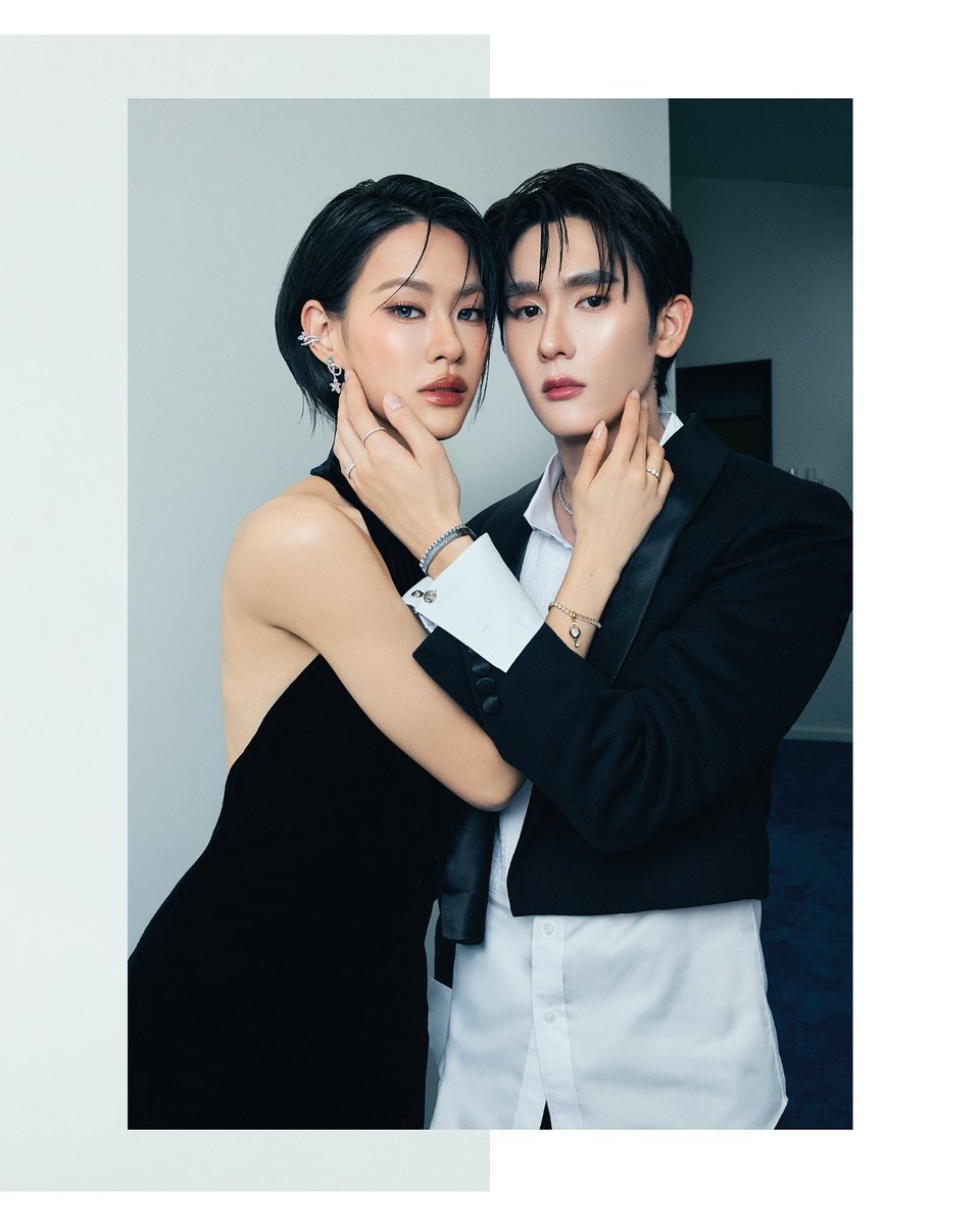 bububookie's tweet photo. 🍅: Why do I feel like Emi is even more handsome than me?
🍅: Gotta grow some beard next year tho 

// Both are handsome in their own way 🤭

#kasibook @kasibook https://t.co/sD8hOmMDBS