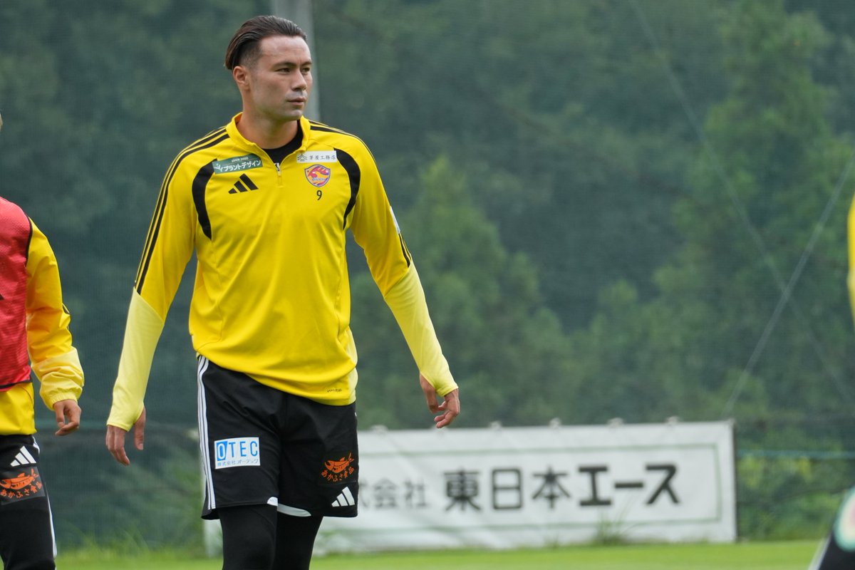 vega_official_'s tweet photo. Today's training photos EX📸
本日の宮崎鴻🎉
🦅OPENING MATCH
⚔️２０２６／２７明治安田Ｊ２リーグ 第1節
🆚藤枝MYFC
🗓8/8 SAT 18:30
🏟️藤枝総合運動公園サッカー場

#VEGALTA #BREAKTHROUGH_未来を切り開け https://t.co/nGys9Bk2IJ