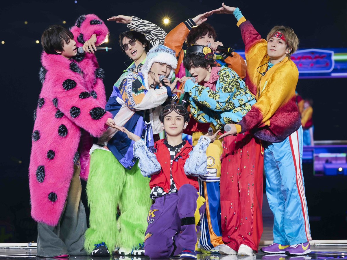 TravisJapan_cr's tweet photo. ⋱ 2026.8.26 リリース  ⋰

LIVE Blu-ray / DVD
『Travis Japan 
Concert Tour 2026 ’s travelers』 🚀🍓 

📀 https://t.co/dT0eqT8RS1

#TravisJapan #stravelers #トラジャ https://t.co/dpghPh0lY9