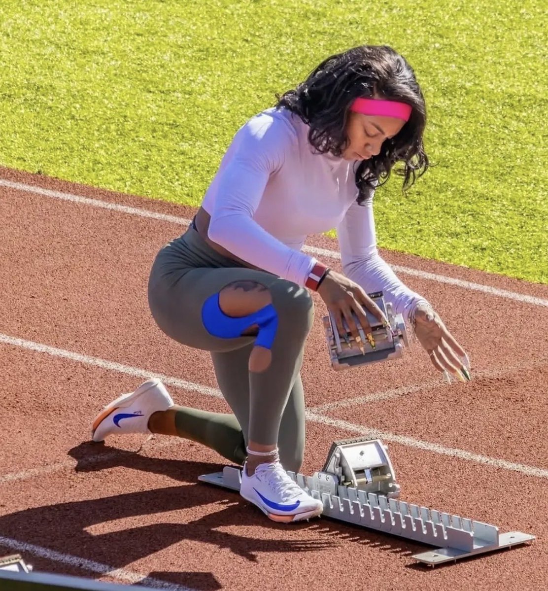 ShaCarriRich's tweet photo. can hardly wait for our fave's next race
No copyright infringement intended.
#shacarririchardson #athlete #champion #legend #inspiration https://t.co/VVcDbJUH5t