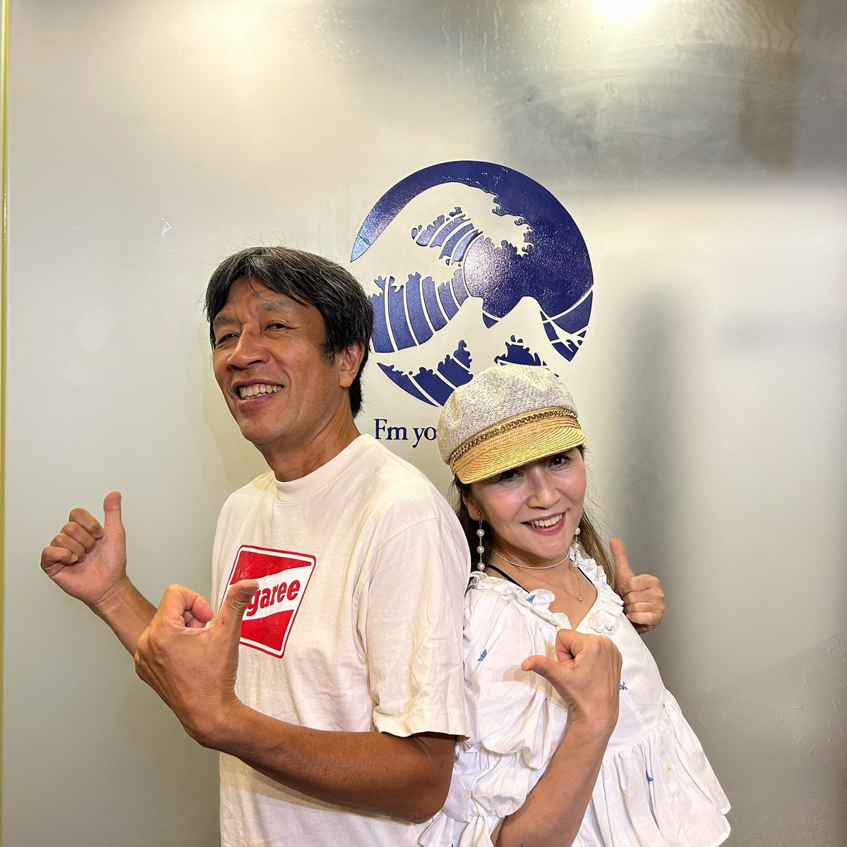 RYokohami847's tweet photo. 今夜25:30からのROMANTIC YOKOHAMIも米米CLUBのBONさんとシューク・フラッシュ！のMINAKOさんでお送りします。昔話もたまにはいいですよね。
#ヨコハミ
#ヨコハミハミ
#米米CLUB https://t.co/lFiJ7Y7KIK