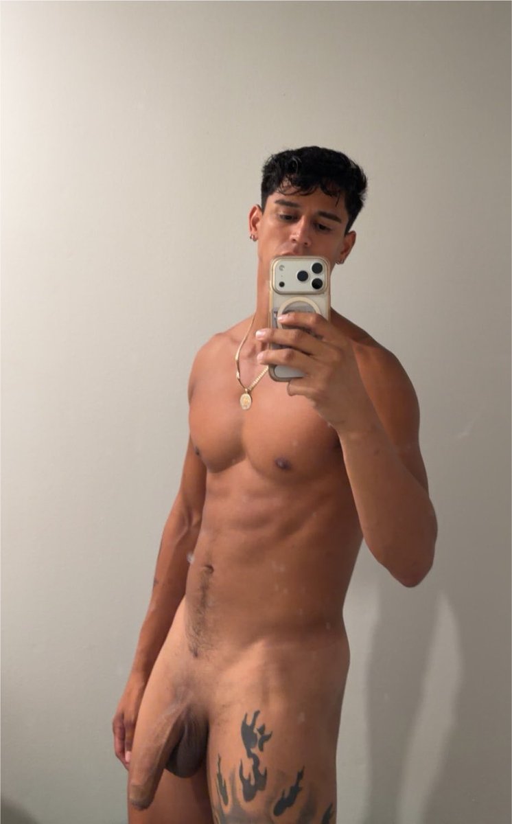 atxnicky's tweet photo. Somebody make me cum https://t.co/SMKTGkNYZV