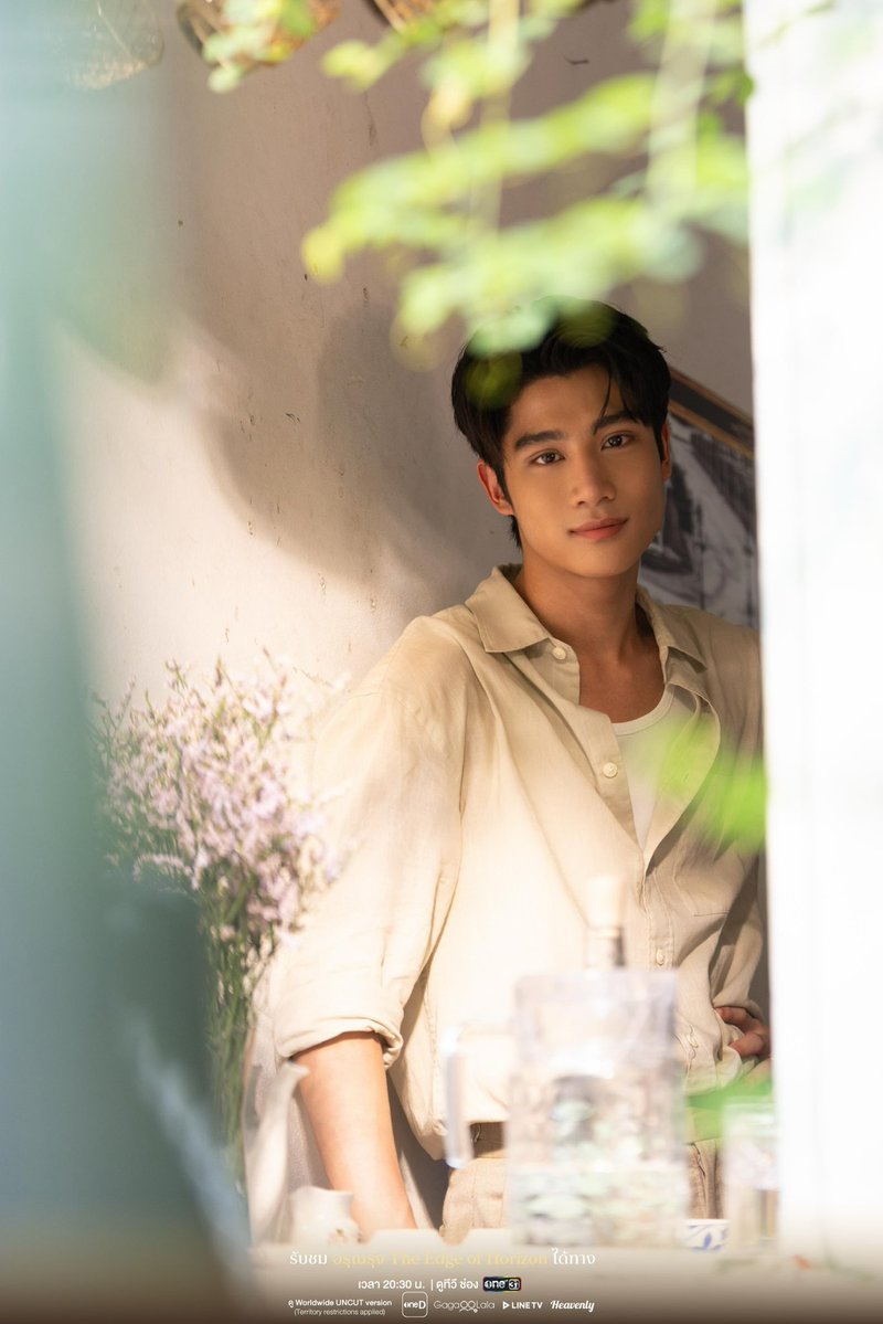 ArunRungTH's tweet photo. ภาพเบื้องหลัง อรุณรุ่ง The Edge of Horizon EP 7

ทุกวันเสาร์ เวลา 20:30 น.

รับชมทาง
📺 20:30 (GMT+7) | ดูทีวี ช่องวัน 31 (Thailand only)
🌎 21:30 (GMT+7) | ดู Worldwide UNCUT version : oneD, GagaOOLala, Heavenly, Line TV 
(*Territory restrictions applied)

#อรุณรุ่ง #TheEdgeOfHorizon
#อินองศา #InnOngsa #ช่องวัน31