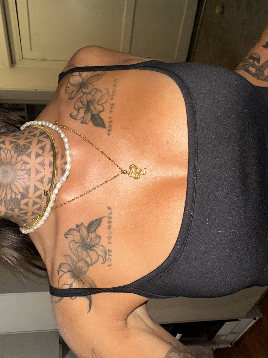 ReneeSav1's tweet photo. Wanna see more? 💦 https://t.co/ESYUQnciVh https://t.co/hWQYcR4jJU