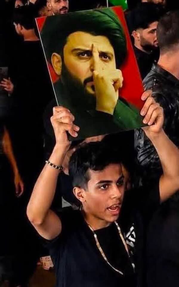 NAriq76's tweet photo. هذا الفريخ اسمة حسون ابن ابراهيم
 بيتهم بمدينة الثوره مدري مدينة صدام مدري مدينة الصدر كل المسميات عليها قذره بقطاع ٢١ اول فرع بالقطاع وهو عبارة عن ساقط لوطي وكفران ٢٤ ساعة وقبل فترة فصلو اهله من ورة بسبب شغلات فساد السفلة مال تيار مقتدى السافل سووه بطل قومي لان هم اسقط منه https://t.co/l5ek5lCRPI