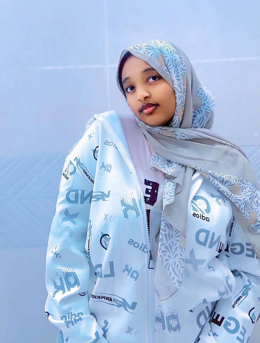 Rahama11j's tweet photo. I need a poor boyfriend any One?💔 https://t.co/zkPj8QErXn