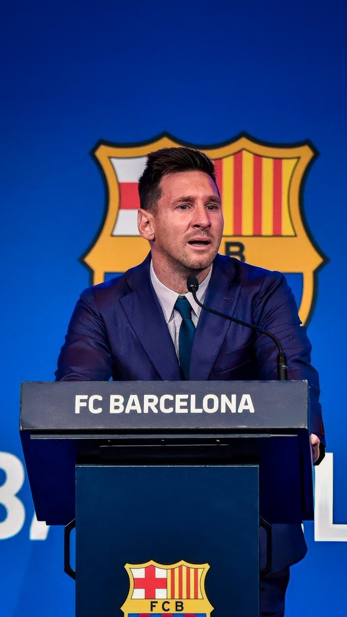 Harishsj16's tweet photo. Lionel Messi officially left FC Barcelona on August 5, 2021, after spending 21 years at the club 💔🥀
#messi #barcelona https://t.co/Axx0w3TYRA