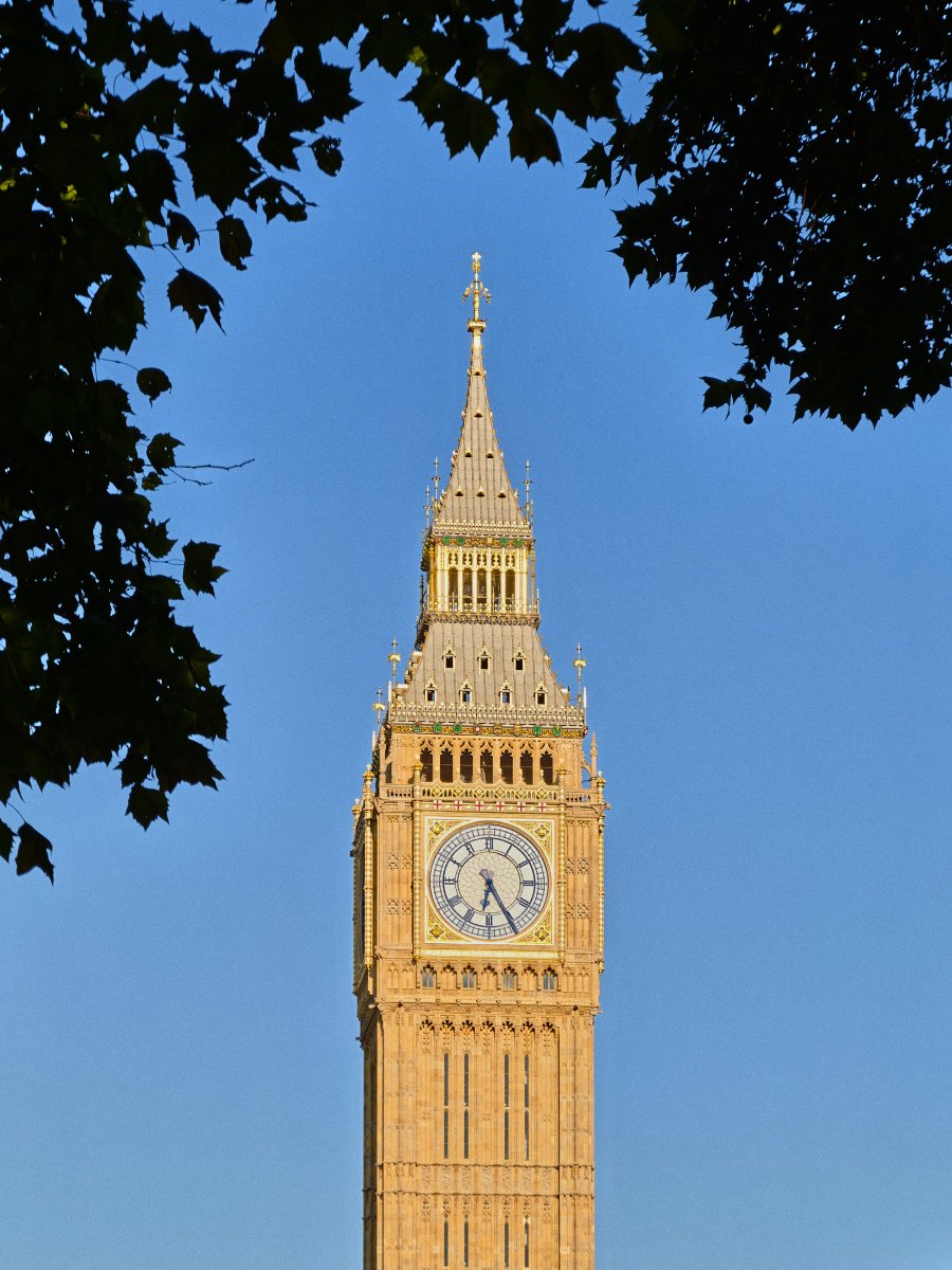 LifeByStills's tweet photo. Haters: "You can't do pro work with a phone camera."
Me: Shoots this photo of Big Ben with a phone and sends to Getty.

Shot with the @Leica_UK @leica_camera #Leitzphone by @Xiaomi @XiaomiUK.

#Photography #London #BigBen #Xiaomi17Ultra https://t.co/LYXnFPvhNl
