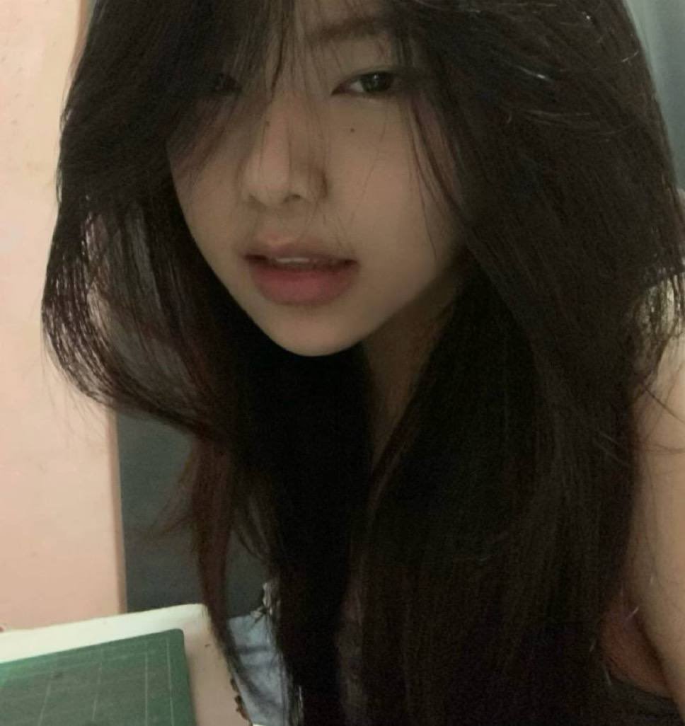 thaomini139's tweet photo. tìm bạn nam ưu nhìn để call tâm sự ạ, sợ thì che mặt nha https://t.co/YrttINizrw