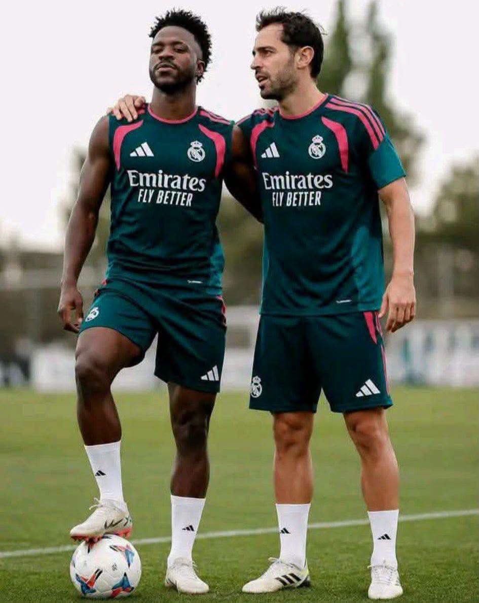 vinijr_hq's tweet photo. 🇧🇷🤞🏿🇵🇹 https://t.co/xkN8zYYIFV