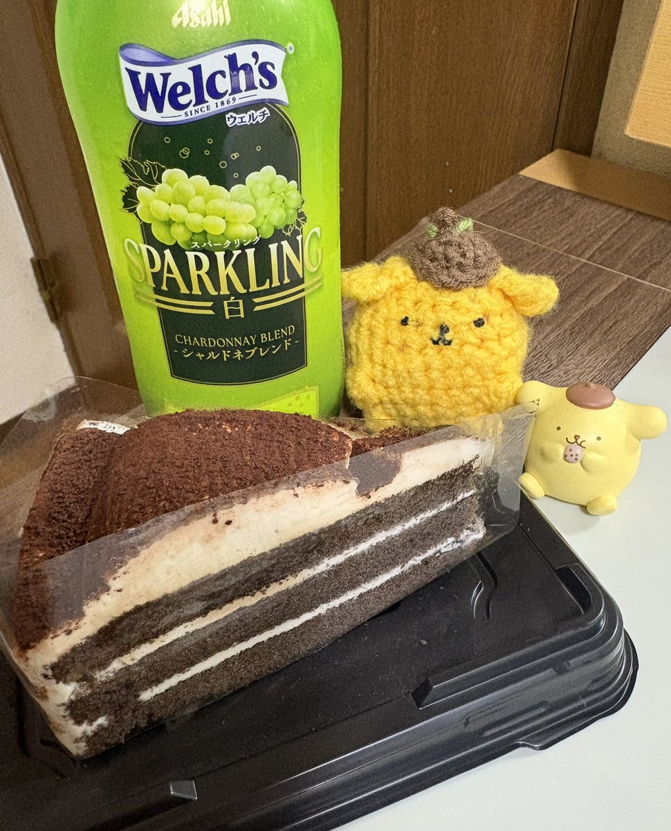 megumin_085's tweet photo. H.B.D🎂to me
仕事くっっそ忙しくてそれどころじゃなかった😩
今夜は1人で自分を祝います😕
まぁ、祝うような年齢でもないけど… https://t.co/iD7iV2Zext