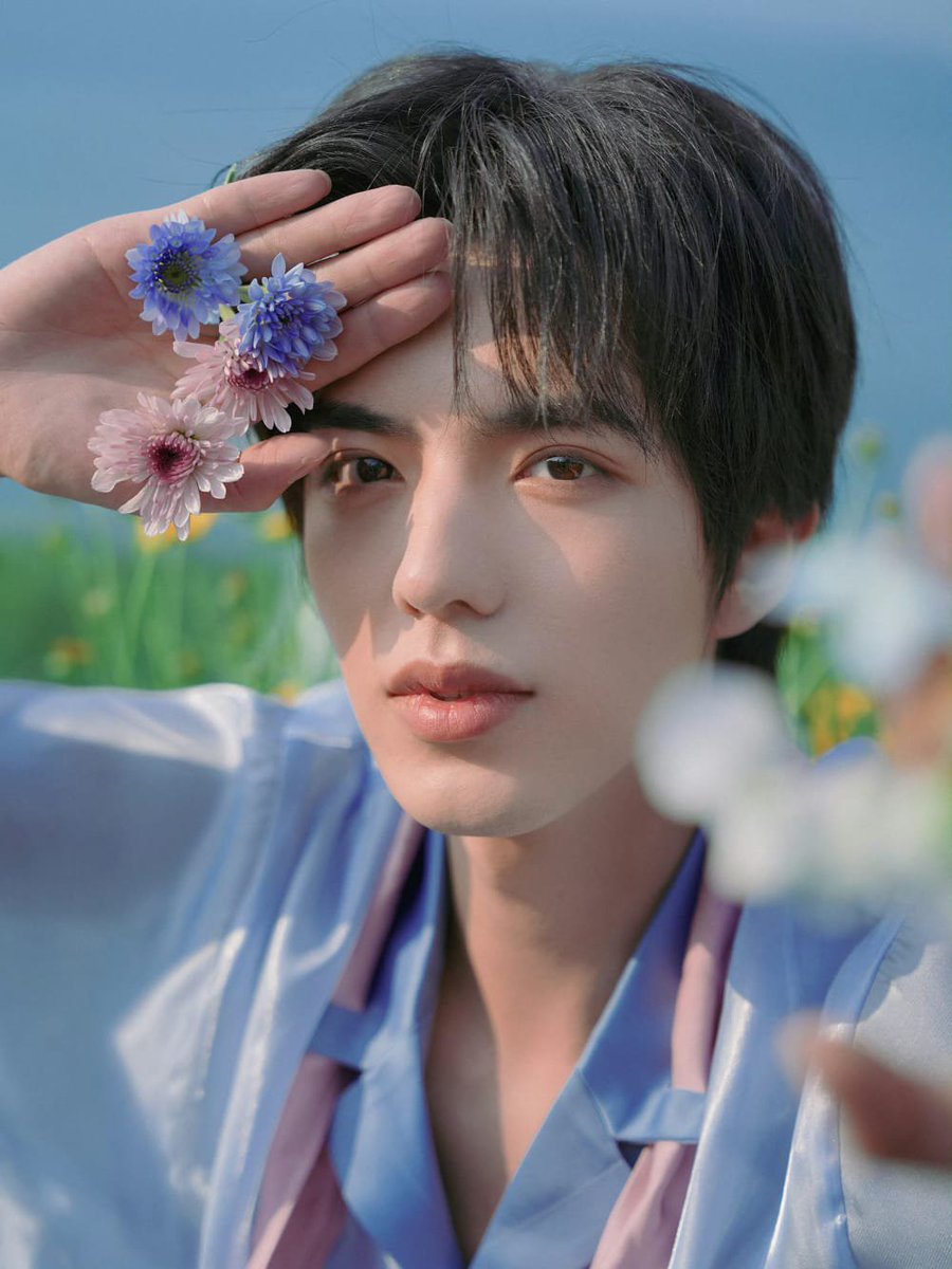 lucky_indon's tweet photo. Update li shuyuan 
https://t.co/OI69XoJuRs
#Tianyuan #LuckyIndonesia #OllieLiutianyue #LiShuyuan https://t.co/mUTdm0sno1