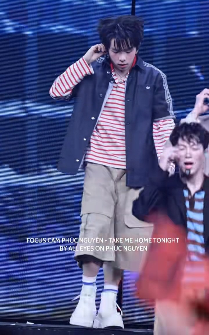 Ryupb8tz's tweet photo. @Fakeidol4804 Tui cũng có mấy tấm này không biết có ph không :) https://t.co/D57jhfBfVU