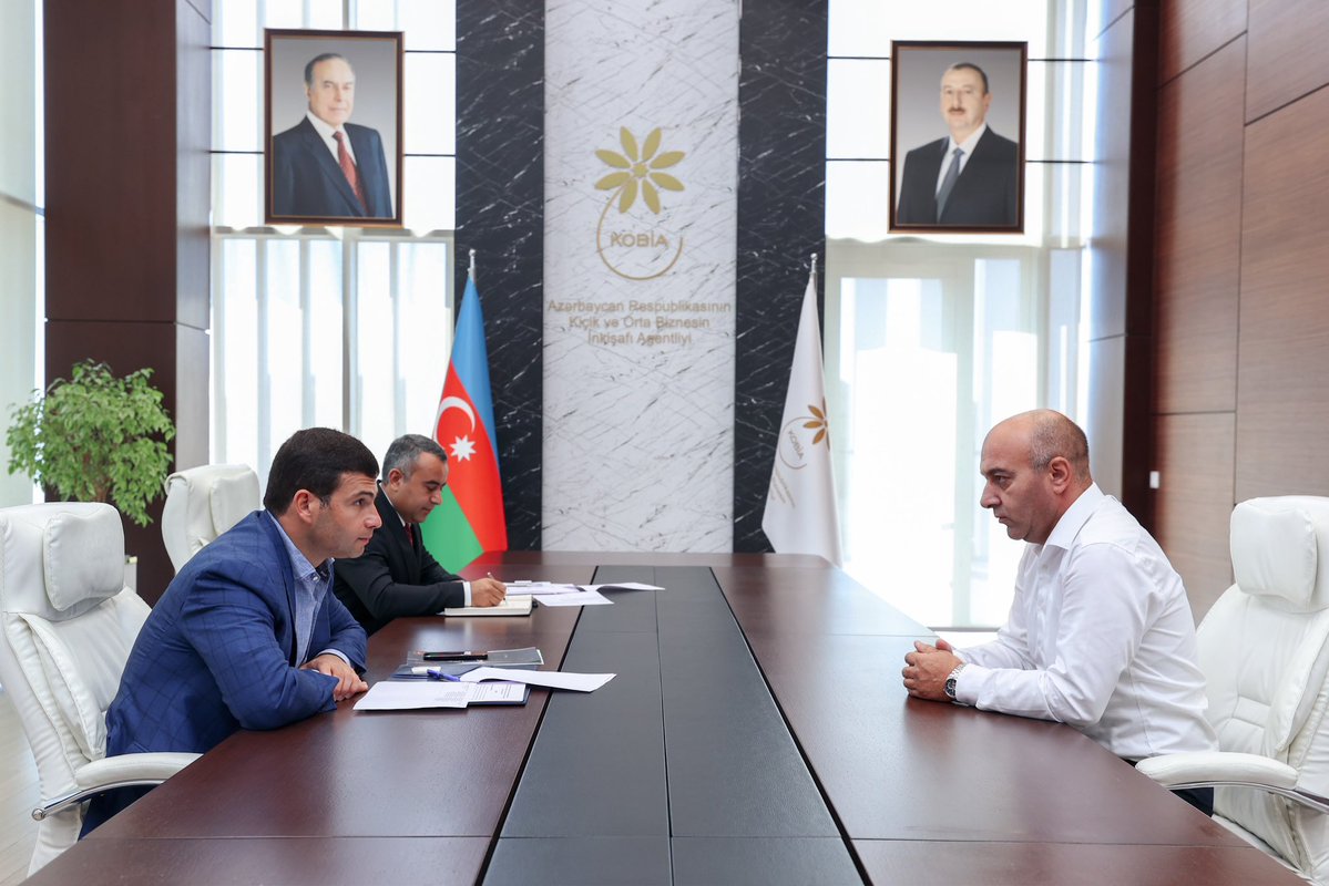 MammadovOrkh's tweet photo. #KOBİA-da keçirilən növbəti vətəndaş qəbulunda sahibkarların müraciətlərini dinlədik, suallarını cavablandırdıq. Qəbulda qaldırılan məsələlər üzrə dəstəyin göstərilməsi və səlahiyyətlərimiz çərçivəsində müvafiq qurumlarla birgə tədbirlərin görülməsi təmin ediləcəkdir. https://t.co/UJena2hOPV