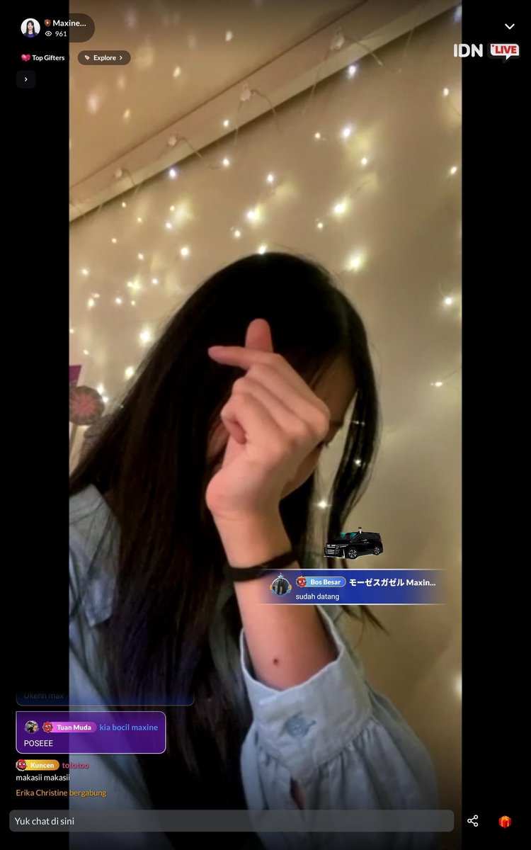 R1zkYudha's tweet photo. Kenalan bangettttt kak maxim, makasih live nya https://t.co/ji0QThv7NT