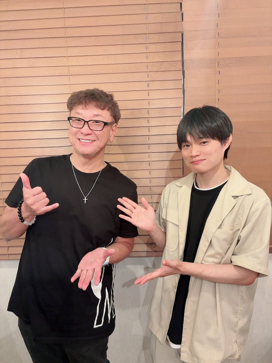 smile_project03's tweet photo. 📖 朗読劇「語り灯 Vol.1」

山地厚史 × 恒松悠太

朗読劇タイトル
『ディ・ドリーム・ドランカー』

山地厚史さんの半生を、
脚本家・恒松悠太さんが一つの物語として描きました。

人生には
言葉だけでは語りきれない瞬間があります。

会場でぜひ✨

🎫
→https://t.co/dcbpU4F9LD

#語り灯 https://t.co/G7eyycWalC