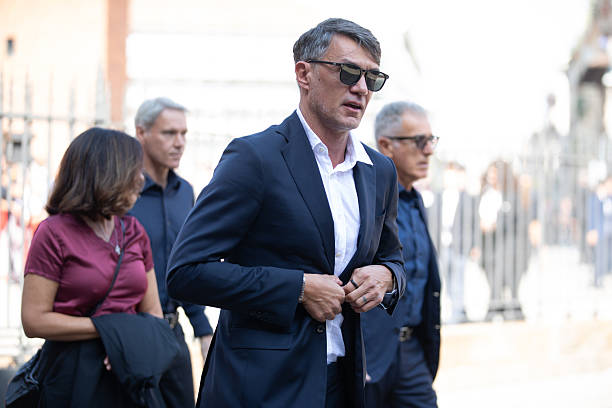MilanPosts's tweet photo. 🗣️ Maldini spoke to La Repubblica: "I loved him dearly, and I have so many wonderful memories of him. We'd known each other for many years.

Seeing so many of Franco's former teammates again was like reuniting with old friends. We've never really lost touch, but being together again is always something special.

On this occasion, we were all lined up once again behind our captain."