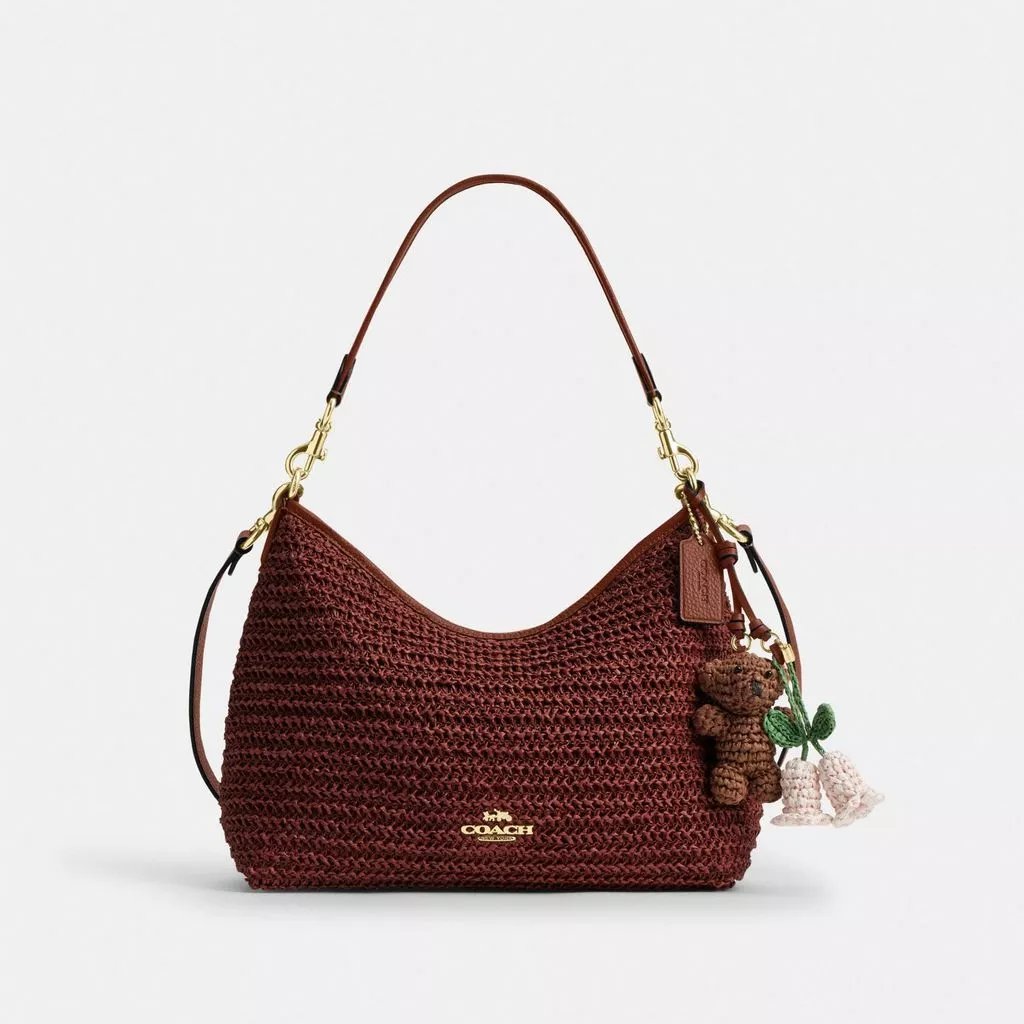 qenliii's tweet photo. LITERALLY aku baru ngeh ada Shopee PREMIUM😭 isinya brand-brand premium &amp; official semua 💀 

yang bikin kaget... Coach juga udah ada dong, fix ini sih mempermudah warga kabupaten yang ga tinggal di kota besar buat belanja brand premium 😭 https://t.co/x9xy7xGMF7