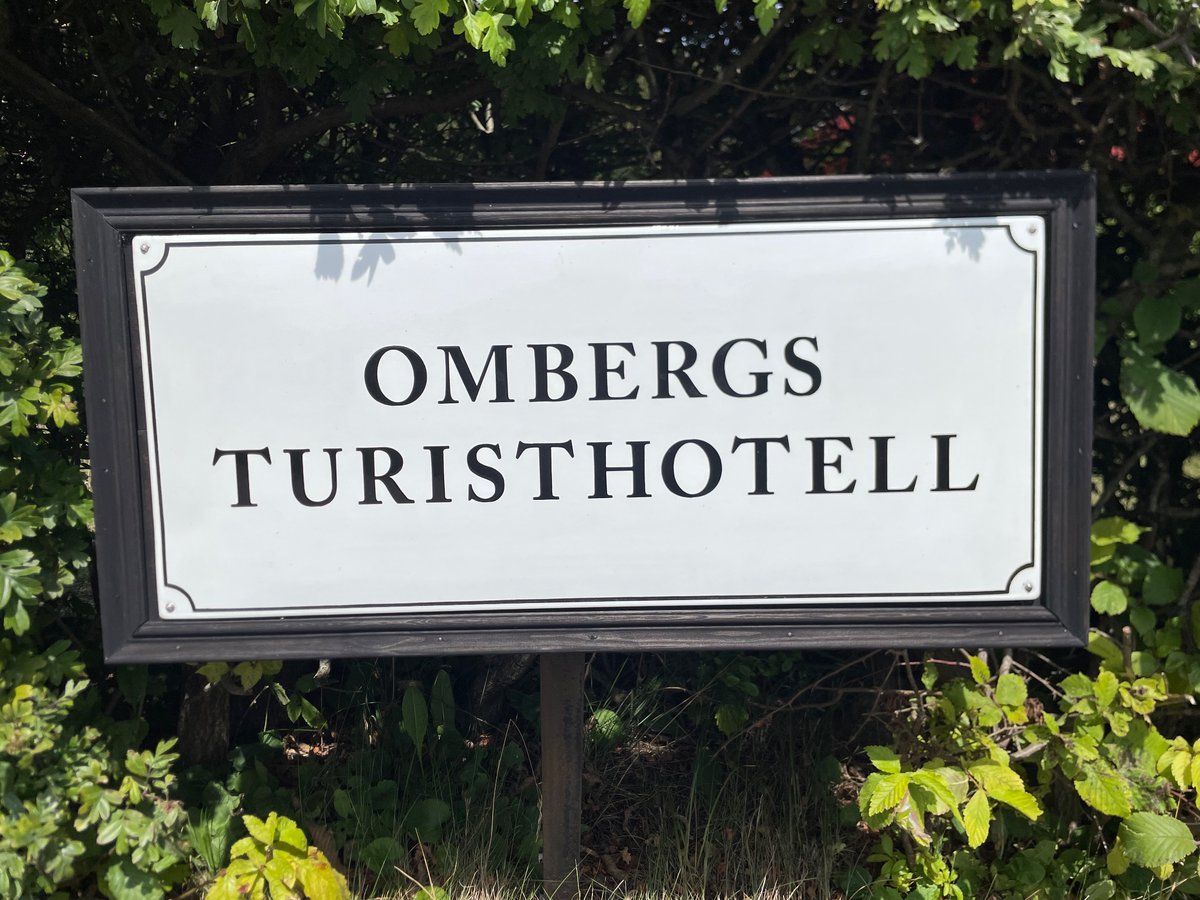 NiklasKrantz5's tweet photo. @AStrinnholm Inte ens en timme bort från Linköping finns detta vackra hotell. Något för dig, som gillar stil och klass? Bilderna tog jag i går. https://t.co/PTzEsntlp7