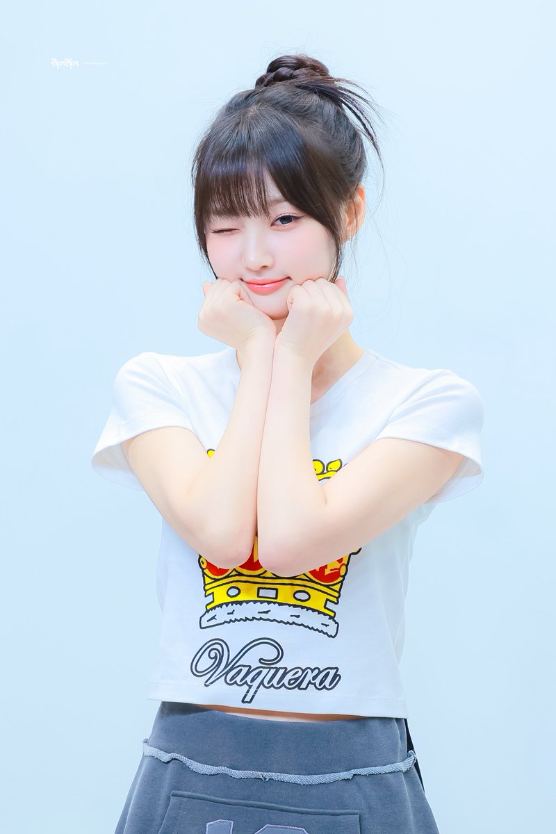 for_8i8's tweet photo. 260717 위드뮤

#유스피어 #USPEER
#시안 #SIAN https://t.co/nFXb8IWcne