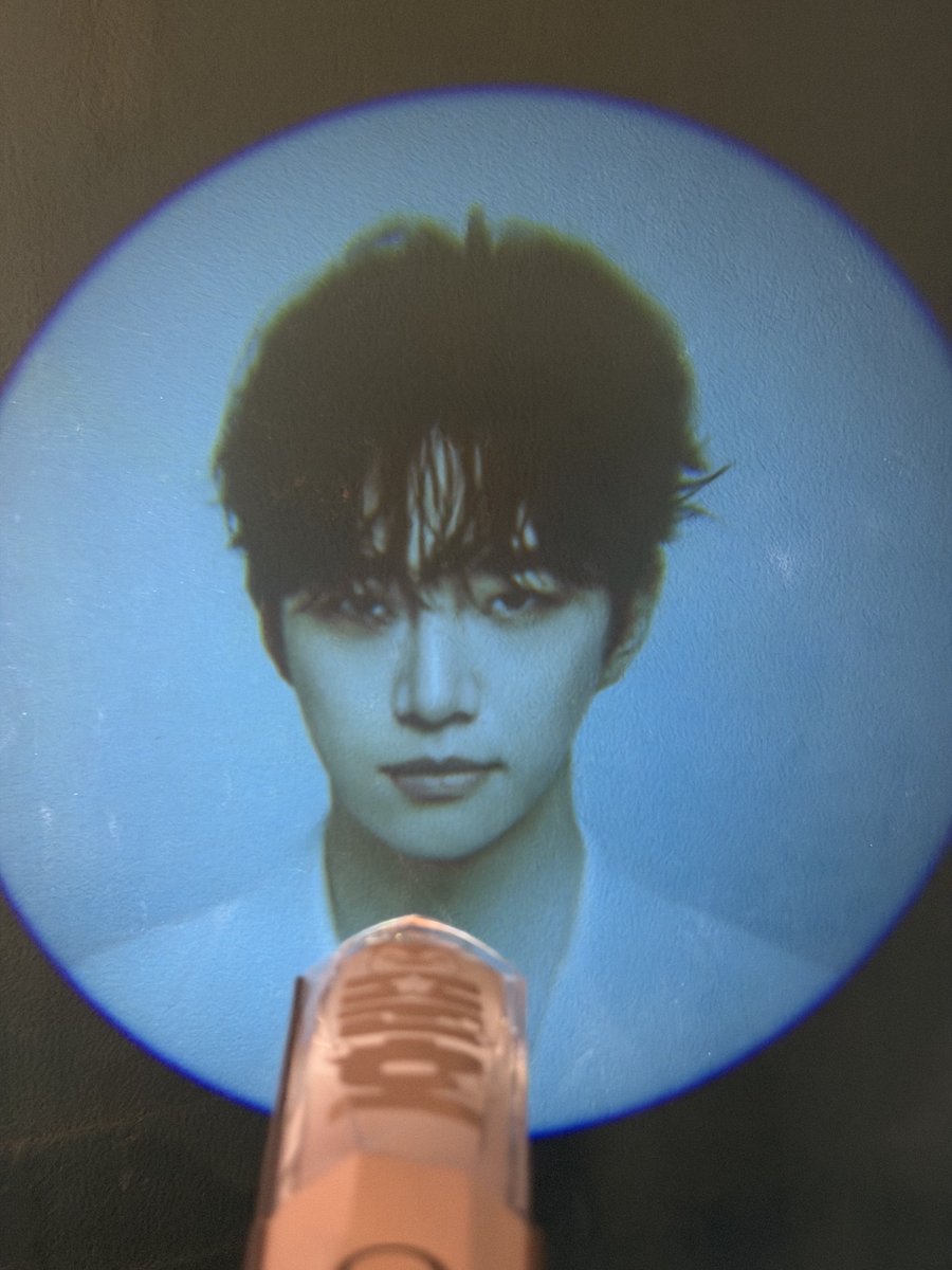 letmedo_it's tweet photo. 오자마자 봉꾸부터! 넘무 잘생김 🥹 https://t.co/pVOJJTisNA