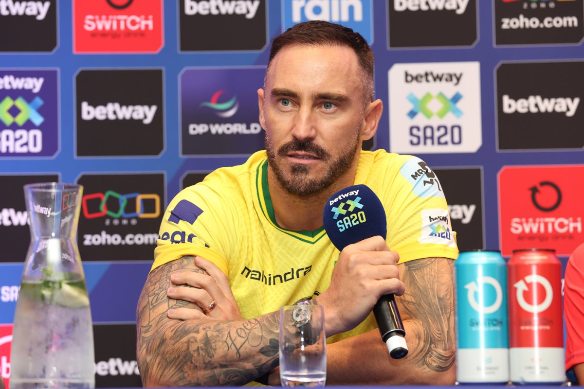 CricCrazyJohns's tweet photo. THANK YOU, FAF DU PLESSIS 💛

- Joburg Super Kings has released Faf Du Plessis after leading the franchise in first 4 season.

Jason Holder returns to Super Kings family and Imran Tahir has part ways with the franchise. https://t.co/AobOEK9GfN
