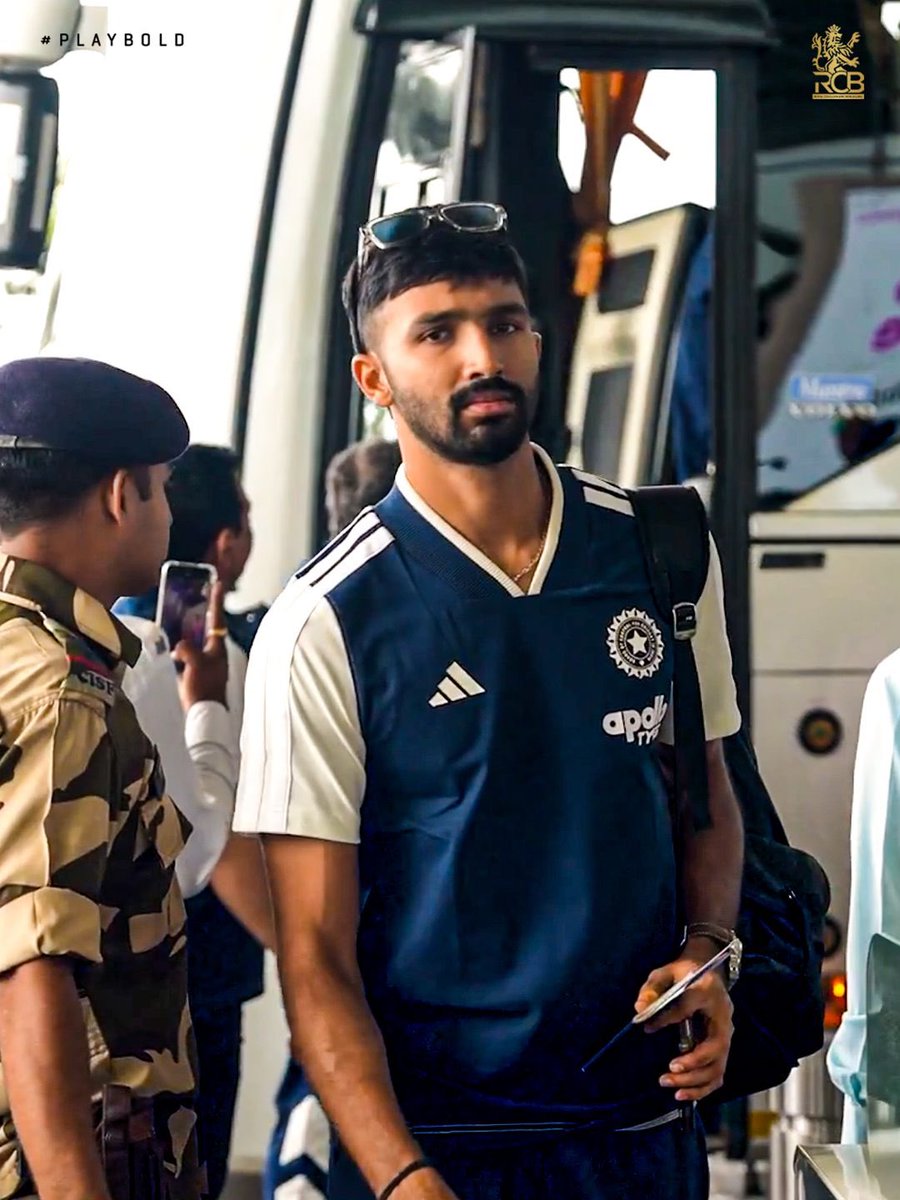 RCBTweets's tweet photo. Reporting for red-ball duty in SL. ✅🇮🇳😎

📸: BCCI | #PlayBold #ನಮ್ಮRCB https://t.co/muMWWPmxbF