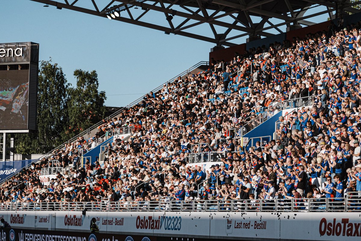 AndreasAalbu's tweet photo. Vi skulle ikke bare fylt hele greia da? Med tre dager igjen bikker vi snart 12500 solgte billetter og over 3200 på @oestblokka 📈🔥

𝗙𝗬𝗟𝗟 𝗕𝗟𝗢𝗞𝗞𝗔 - 𝗔𝗟𝗟𝗘 𝗧𝗜𝗟 𝗩𝗔𝗟𝗟𝗘
https://t.co/96cCDTvh5H https://t.co/to2EDBivnP