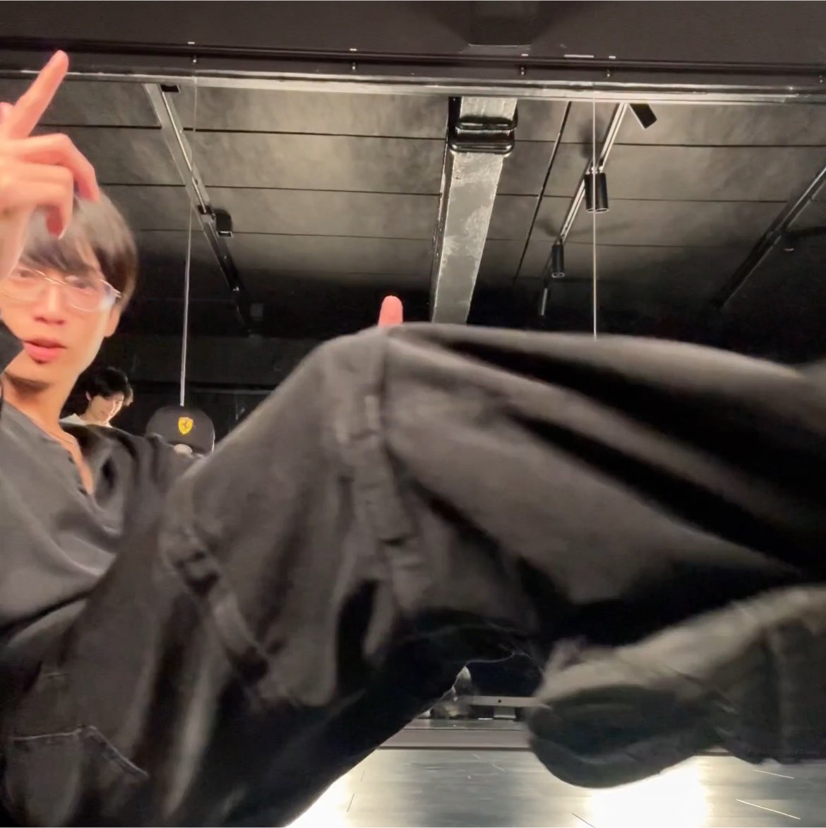 slowmotionday's tweet photo. ไม่มีใคร
เน้ก: 🤸🏻🏃🏻 ลูกใครทำไมดื้อ https://t.co/i4DaVyXSxK
