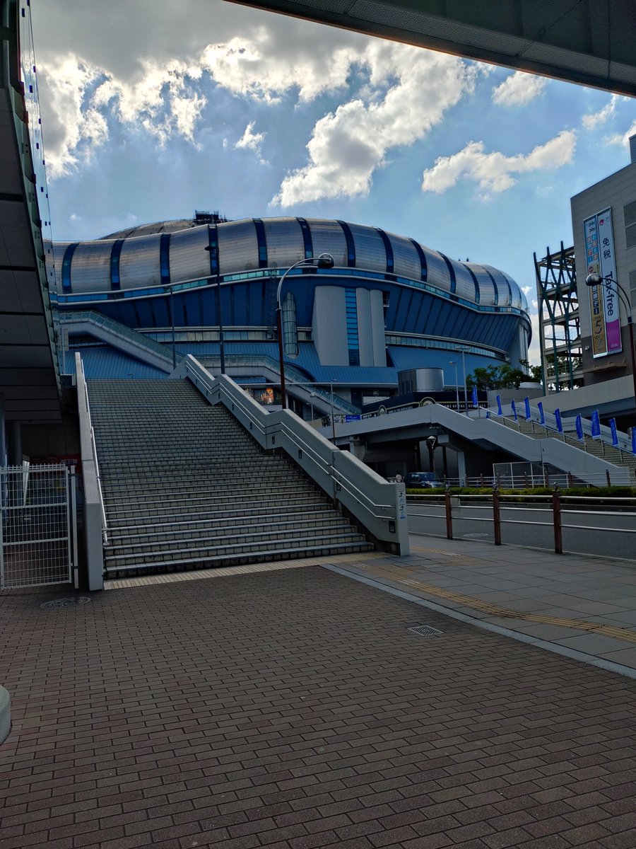 YYvEmPS69GmUbRB's tweet photo. ド着🙋
今日はここから✋
亜蓮さまのチーズカルビ丼とまーさんのクリー厶チーズパフェ食べました✌️美味しかった🙆 https://t.co/jSwT4G6rQL