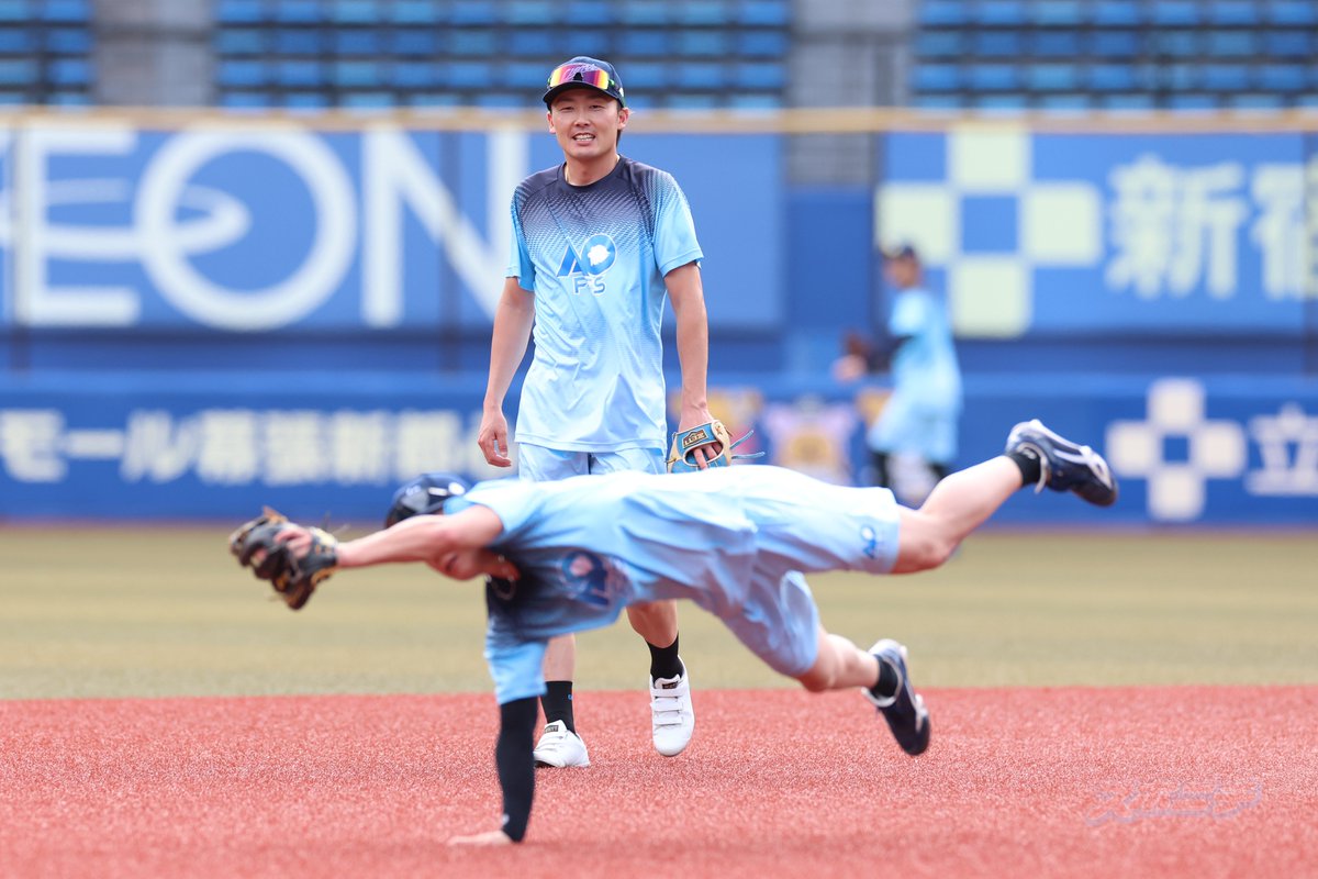 Sponichi_Photo's tweet photo. ＜ロッテ×西武  16回戦＞
西武試合前練習より②
#源田壮亮 選手　#滝澤夏央 選手
#髙松渡 選手　#アレクサンダー・カナリオ 選手
#石井一成 選手
（撮影・須田　麻祐子） https://t.co/dsqC6mehDd