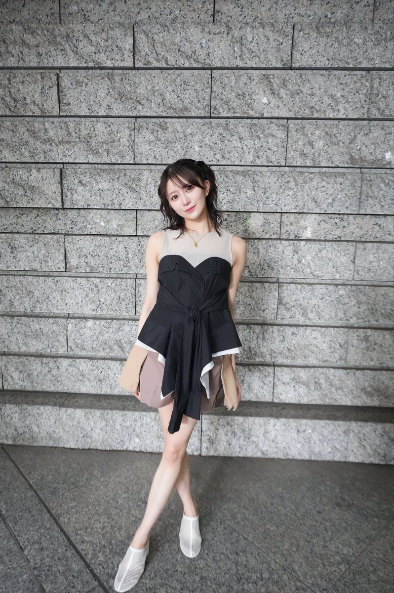 mirei_hoshi7's tweet photo. Fm yokohawa 1Day Guest❤️
１日お付き合いいただきありがとうございます！
この後は…
19:00〜 タワーレコードビブレ横浜店で
リリイベです🎧♡
全編撮影ok!
TikTok撮影会もあります✌🏻
みなさま、リリース日！お待ちしております！
#星名美怜 #Fmyokohama 
#ミレソロひかりあと https://t.co/wBYvYMEsp1
