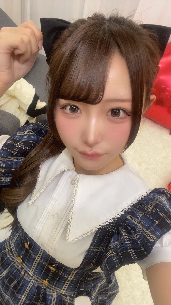 ろぐいん！！ でかリボンで猫耳になってて大変かわいなのでぜひ会いに