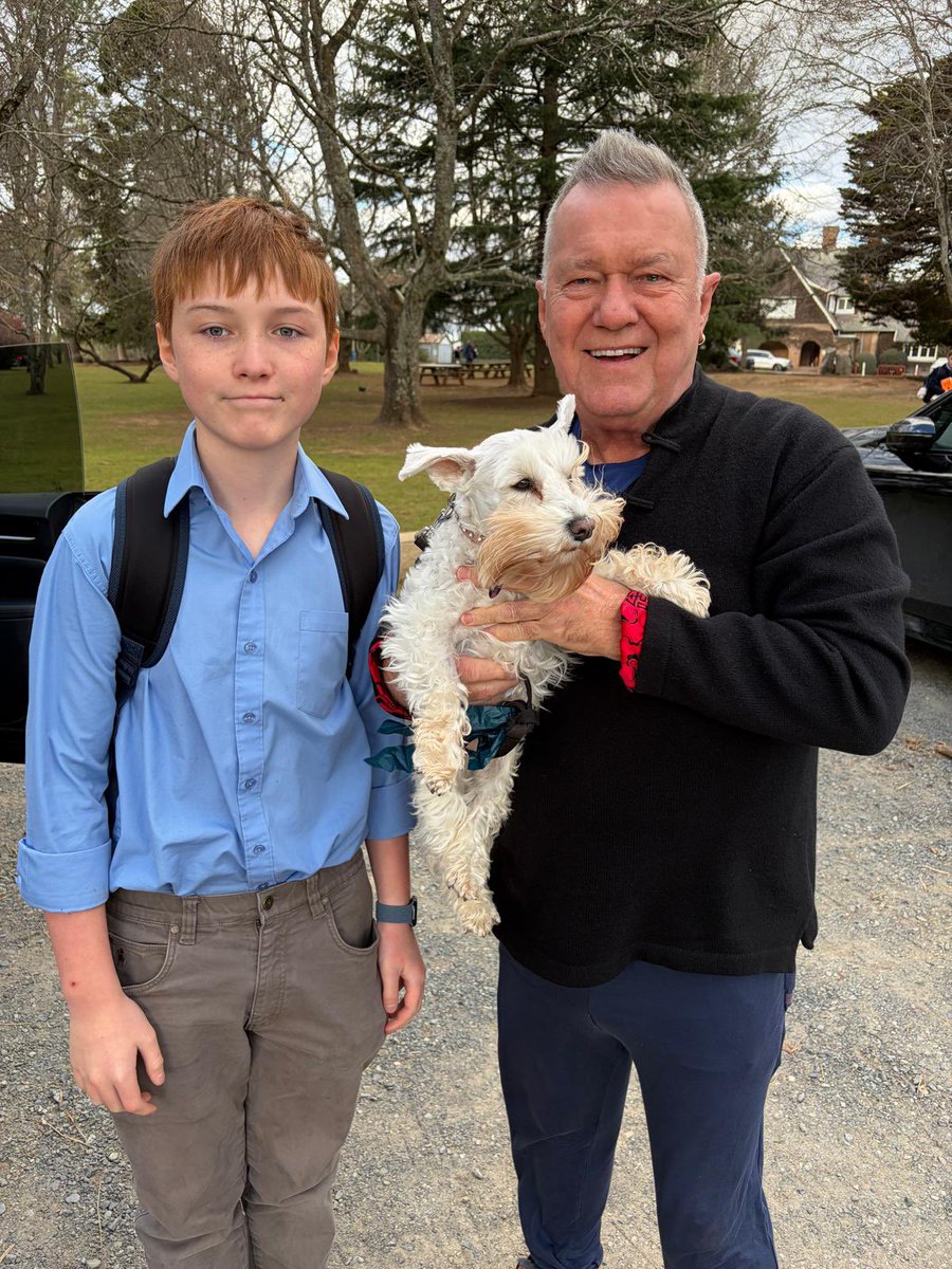 JimmyBarnes's tweet photo. Dolly came along to school pick up today. It actually feels like Perisher Valley car park. I can’t believe that I’m freezing in a wooly jumper and Dylan’s running around in just a shirt. https://t.co/xZAAlxQAtc
