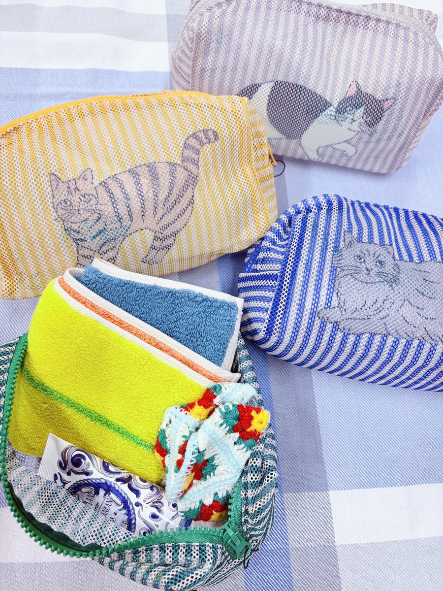 colourz_jp's tweet photo. 🫧🐈Mesh pouch/松尾ミユキ🚢💦

夏らしいメッシュポーチが2種展開で登場🍋🏖🐠☀️ https://t.co/qr85dw1HZR