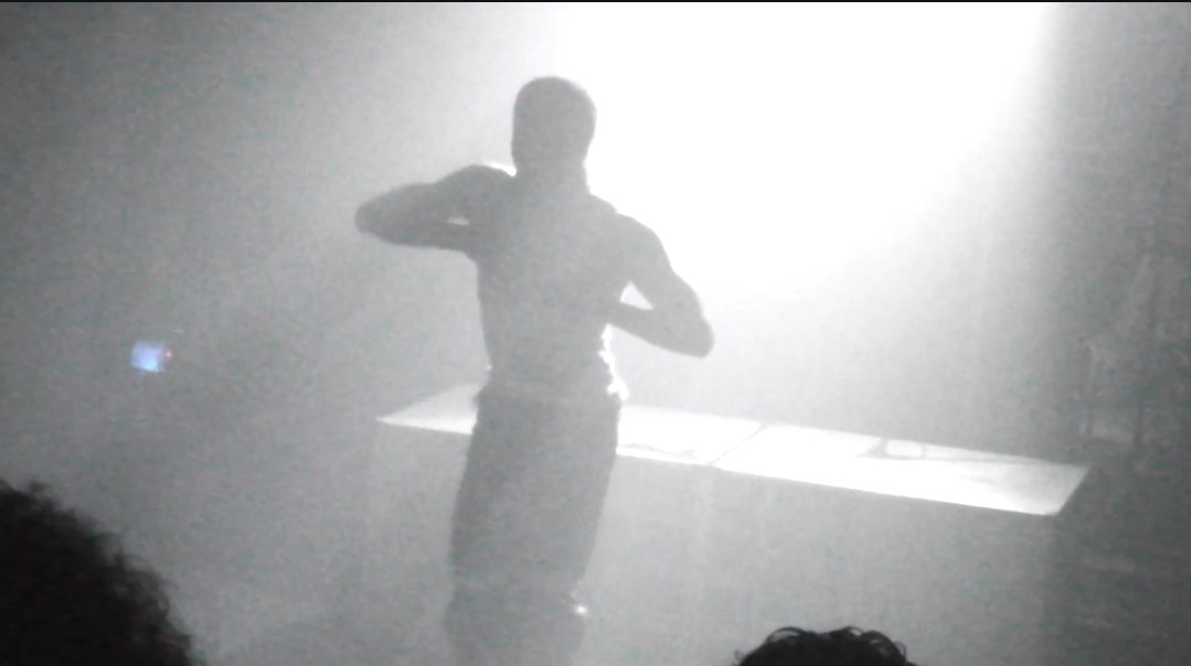 Blaqtronica's tweet photo. Me performing 'Arruda' from Avant Marbe at 90mil this last May. https://t.co/KAezCPhLD8