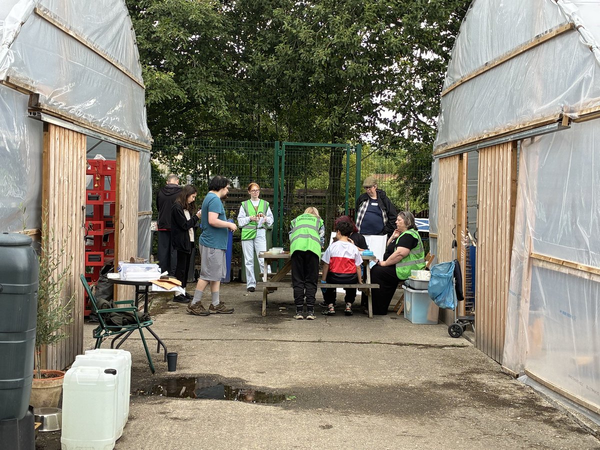 coal_legacies's tweet photo. Our last Coalscapes event of the series was at #Fallin Bing, #Stirlinghire despite the break in the weather we got a dryish morning. A big thank you to Fallin Community Garden for sharing their wonderful space #MiningLandscapes https://t.co/EeKKyumLQs