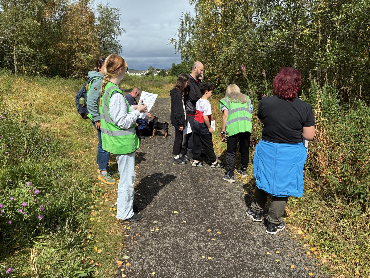 coal_legacies's tweet photo. Our last Coalscapes event of the series was at #Fallin Bing, #Stirlinghire despite the break in the weather we got a dryish morning. A big thank you to Fallin Community Garden for sharing their wonderful space #MiningLandscapes https://t.co/EeKKyumLQs