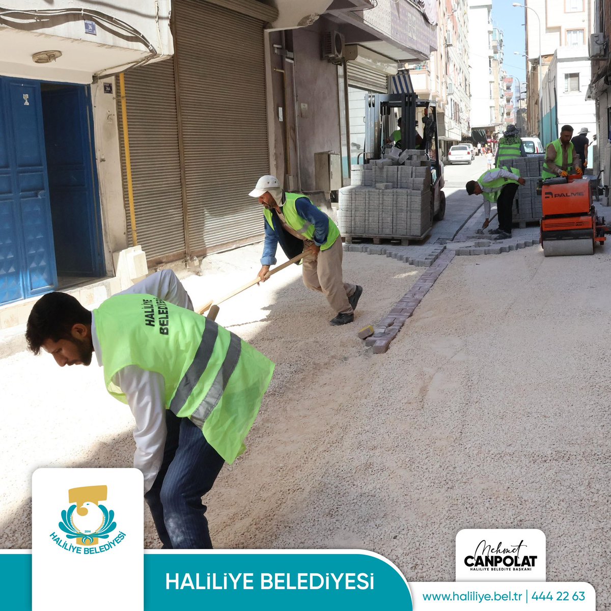 haliliye_bld's tweet photo. HALİLİYE'DE EKİPLER EŞ ZAMANLI OLARAK SAHADA

Haliliye Belediyesi, ilçe genelinde ulaşım konforunu artırmak amacıyla yürüttüğü üstyapı çalışmalarını aralıksız sürdürüyor. 

https://t.co/ZR5afFAUil https://t.co/UEHdY6jSmu