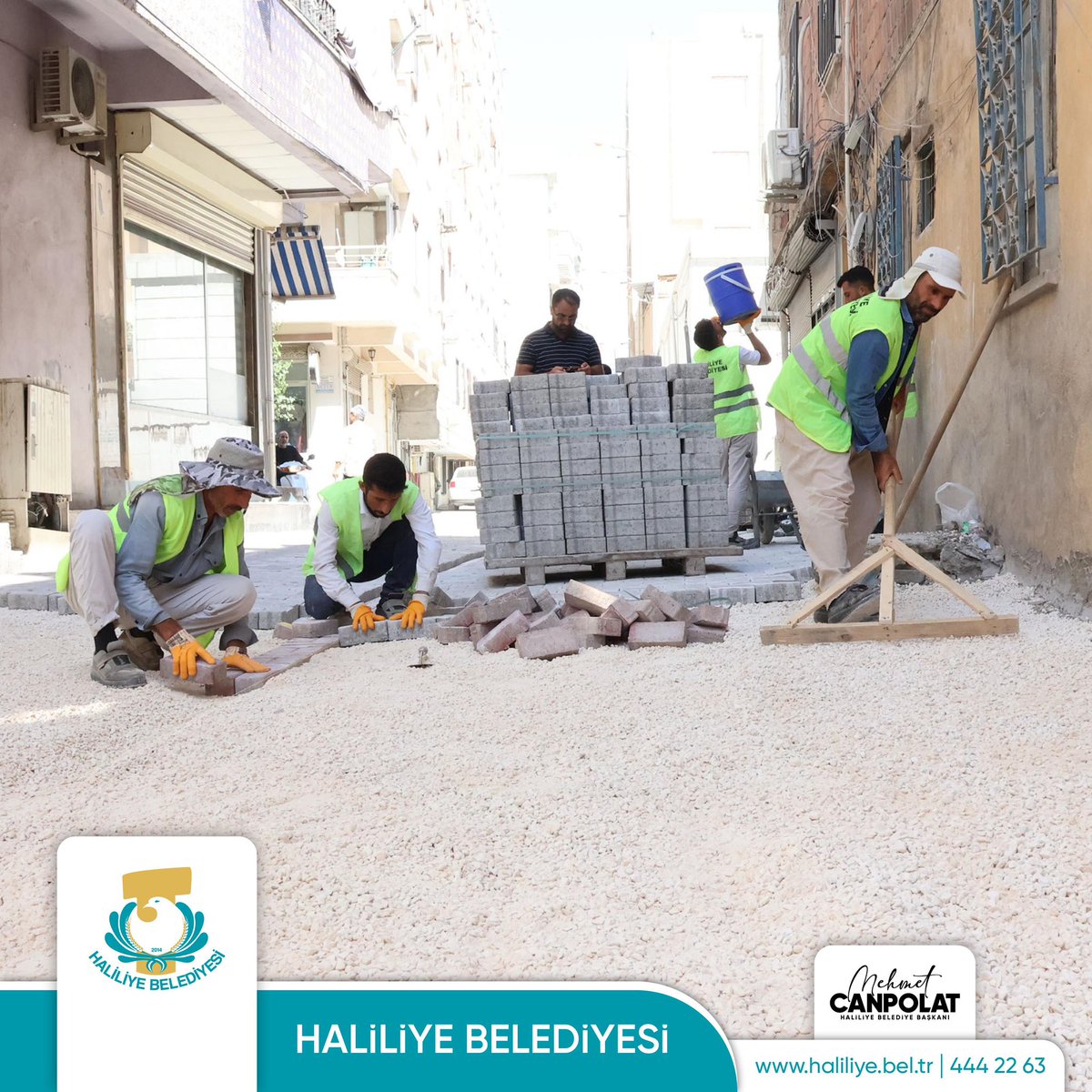 haliliye_bld's tweet photo. HALİLİYE'DE EKİPLER EŞ ZAMANLI OLARAK SAHADA

Haliliye Belediyesi, ilçe genelinde ulaşım konforunu artırmak amacıyla yürüttüğü üstyapı çalışmalarını aralıksız sürdürüyor. 

https://t.co/ZR5afFAUil https://t.co/UEHdY6jSmu