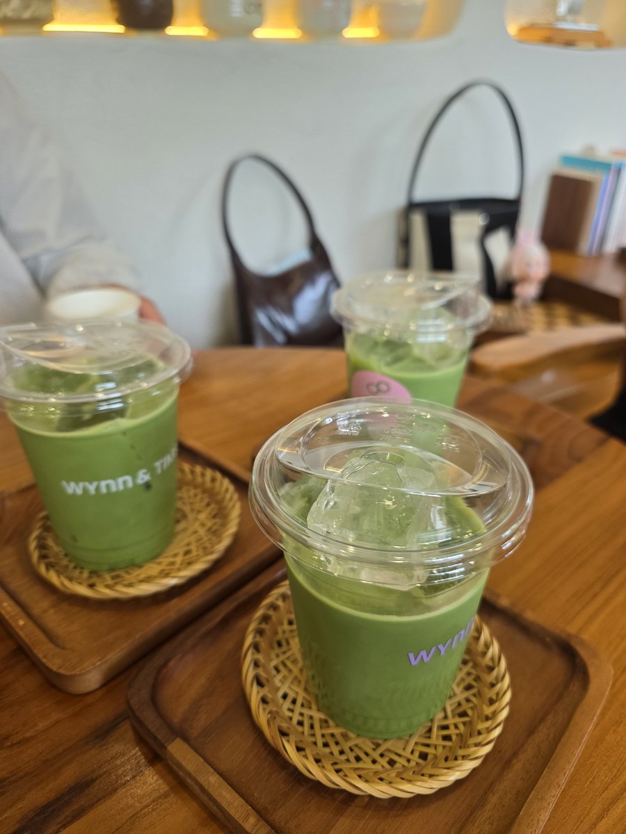 geegissss's tweet photo. คาเฟ่เชียงใหม่ที่เราแนะนำ
- Taste Cafe กาแฟเริ่ดๆ
- Fimue (ฝีมือ) - Tiramisu อร่อยมัก
- Wynn &amp; Time - Matcha เริ่ดๆ
- Blue Coffee - คาเฟ่สาขาใหม่แนะนำมาถ่ายรูปได้เลย

#รีวิวเชียงใหม่ #กินตามชูก้า https://t.co/lIMgSYUQep