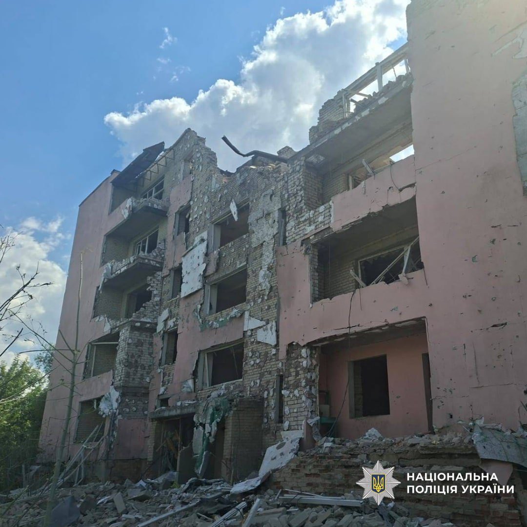 nakypiloua's tweet photo. Минулої доби росіяни атакували пʼять районів Харківщини.

У Куп'янському районі загинула жінка, ще двоє людей постраждали. У Богодухові поранення отримали дві жінки, ще дві зазнали гострої реакції на стрес. У Балаклії постраждали троє людей.
https://t.co/PQD9QcRPSJ https://t.co/r6gmXPepqY