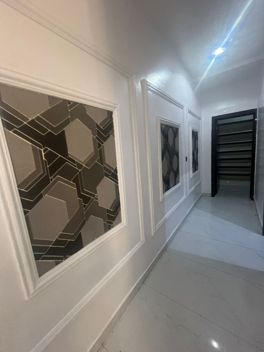 husseinakanni's tweet photo. FOR SALE: LUXURY FURNISHED 2-BEDROOM

APARTMENT

Location: Ikate, Lekki

Price: N170m

Serene &amp; Prime Ikate Location

10mins to VI, Ikoyi &amp; Lekki Phase 1.

Perfect for investors, expats &amp; professionals.

For inspection, DM or call 08067501968

Please repost https://t.co/N5J1BT4wGA