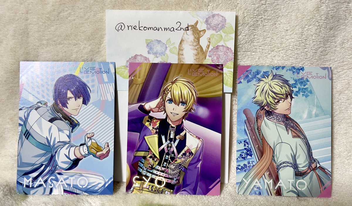 nekomanma2nd's tweet photo. 【交換】うたプリ ライエモ 2周年 2nd  ANNIVERSARY CD 特典 メセカ

譲→真斗、翔、大和
求→瑛一、嶺二>レン、カミュ

同グループ同士の交換を優先させて頂きます。
イオンシネマ福島にてお手渡し、または郵送交換希望です。よろしくお願い致します。 https://t.co/2o0t7pObYo