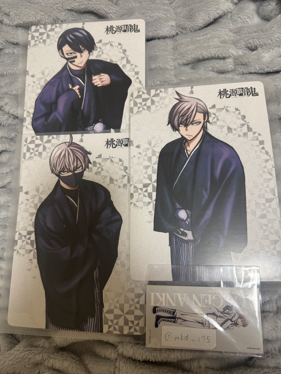 mkd__175's tweet photo. \ 交換 / 桃源暗鬼 30巻発売記念 リバーシブル ビジュアルボード アニメイト 特典

譲 __ 無陀野 桃井戸 皇后崎

求 __ 花魁坂　桃寺

無陀野は花魁坂と交換のみ

郵送または大阪手渡しでの交換
大変難しい条件かと思いますが、お気軽にお声掛けください🐰🎀 https://t.co/0Z2E6i1kRt
